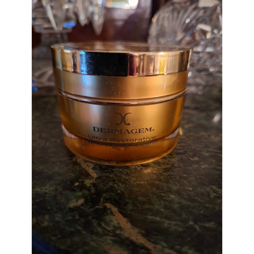 Dermagem Ultra Restorative Anti-Aging Cream 50ml 1.7oz Gold Jar New Sealed